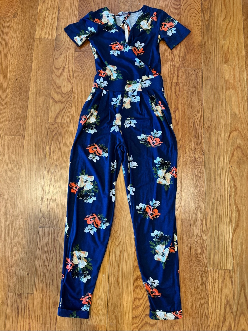 ASOS Blue Floral Short-Sleeve Wrap Cuffed Open Back Jumpsuit 00P 00 Petite